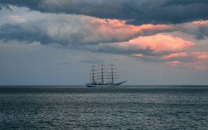 Preview wallpaper ship, sea, horizon, clouds, ripples