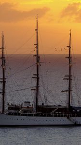 Preview wallpaper ship, sea, light, sky