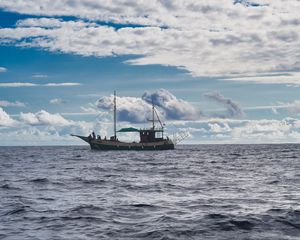 Preview wallpaper ship, sea, waves, water, travel