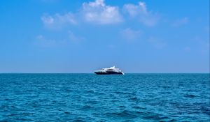 Preview wallpaper ship, yacht, sea, horizon, water, sky