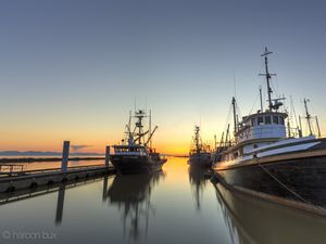 Preview wallpaper ships, pier, river, sunset