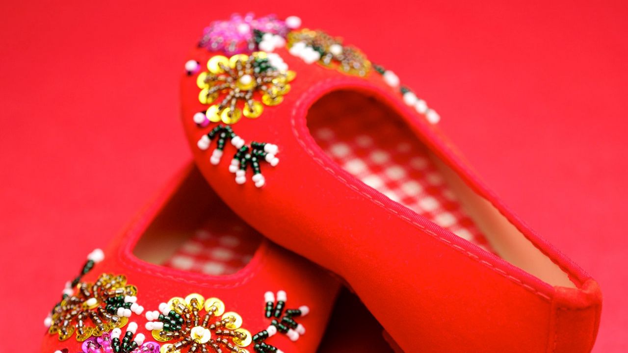Wallpaper shoes, china, traditional