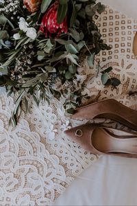 Preview wallpaper shoes, ring, bouquet, flowers