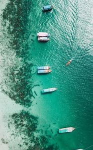 Preview wallpaper shore, boats, sandbar, ocean, moored, aerial view