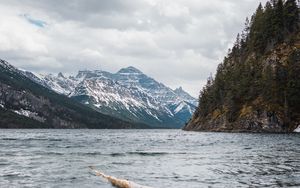 Preview wallpaper shore, lake, mountains, landscape