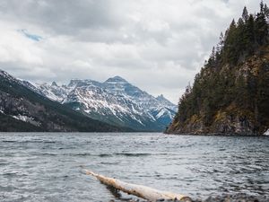 Preview wallpaper shore, lake, mountains, landscape