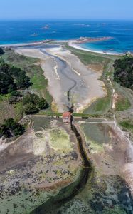 Preview wallpaper shore, river, house, aerial view