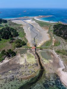 Preview wallpaper shore, river, house, aerial view