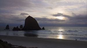 Preview wallpaper shore, rocks, waves, clouds, dark