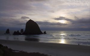 Preview wallpaper shore, rocks, waves, clouds, dark