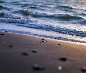 Preview wallpaper shore, sand, sea, waves, blur