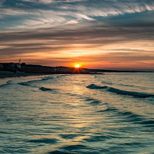 Preview wallpaper shore, sea, water, sun sunset