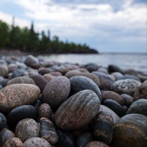 Preview wallpaper shore, stones, pebbles, sea, water