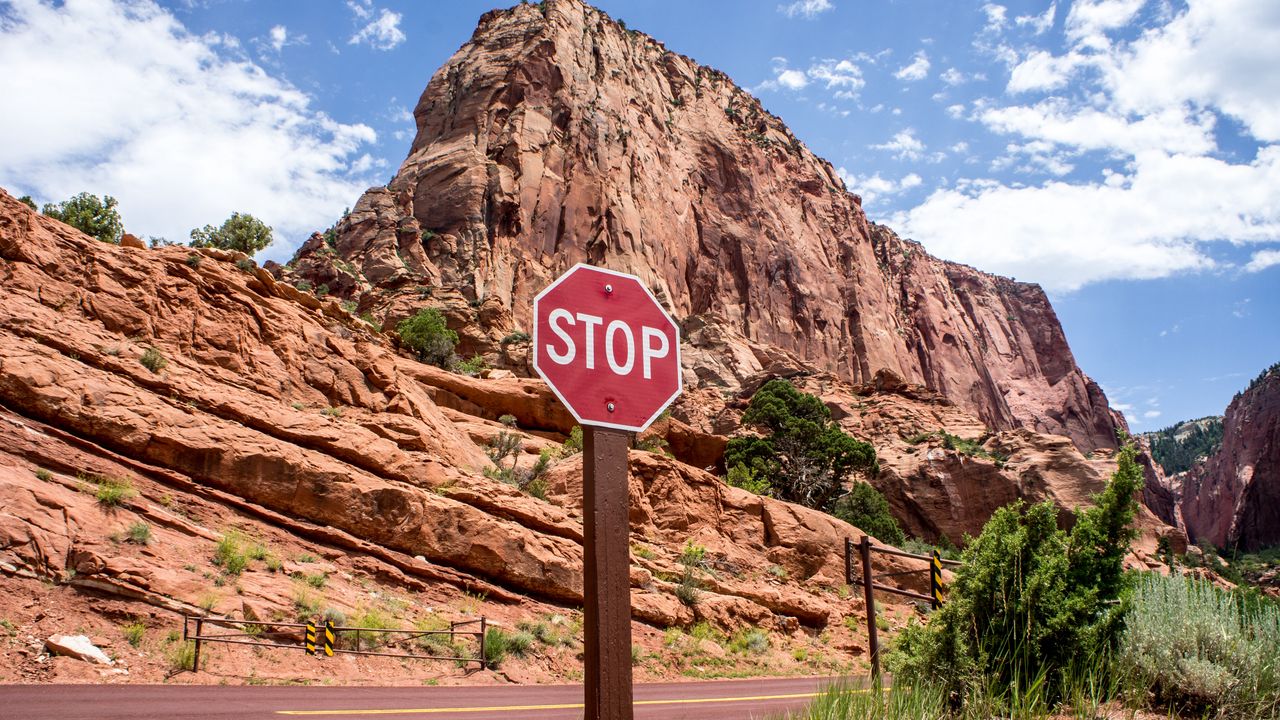 Wallpaper sign, stop, canyon