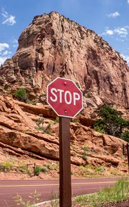 Preview wallpaper sign, stop, canyon