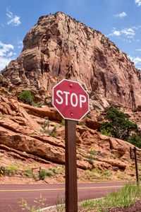 Preview wallpaper sign, stop, canyon