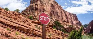 Preview wallpaper sign, stop, canyon