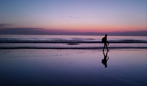 Preview wallpaper silhouette, alone, beach, dark