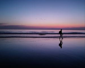 Preview wallpaper silhouette, alone, beach, dark