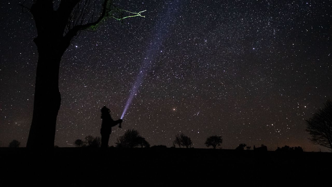 Wallpaper silhouette, alone, sky, stars, night, dark