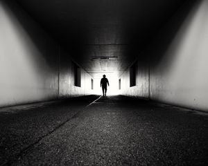 Preview wallpaper silhouette, alone, tunnel, black and white, black
