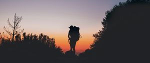 Preview wallpaper silhouette, backpack, tourist, hill