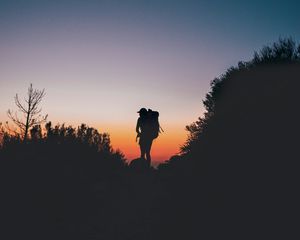 Preview wallpaper silhouette, backpack, tourist, hill