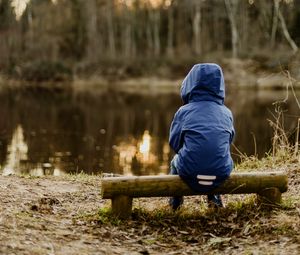 Preview wallpaper silhouette, bench, lake, forest, sunset