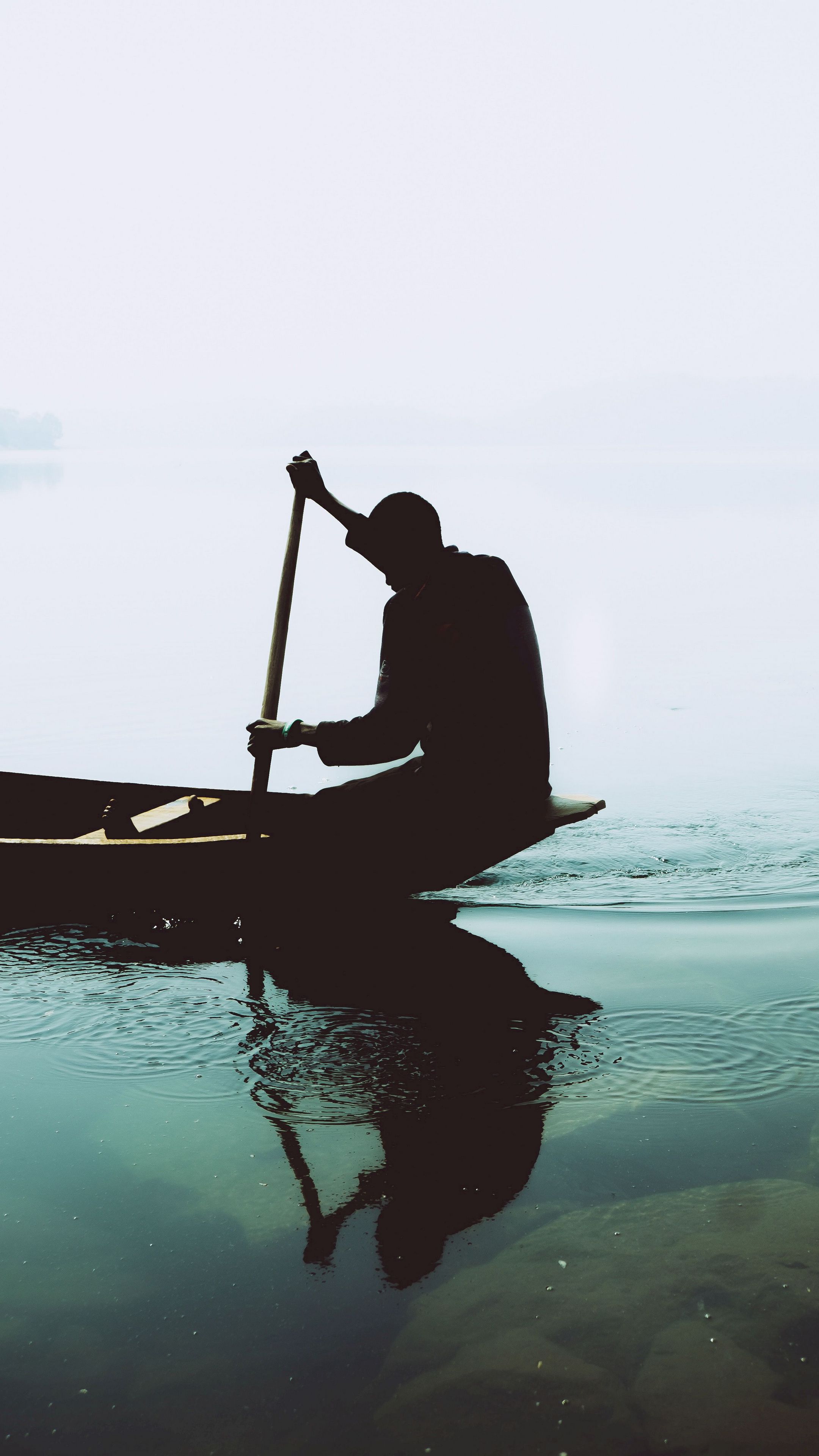 Download wallpaper 2160x3840 silhouette, boat, paddle, lonely ...
