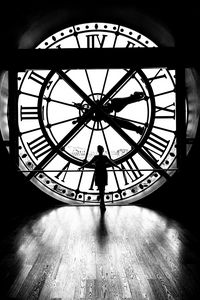 Preview wallpaper silhouette, clock, light, black and white, black