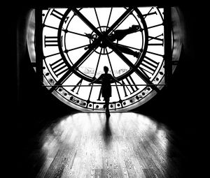 Preview wallpaper silhouette, clock, light, black and white, black