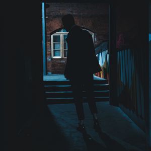 Preview wallpaper silhouette, dark, alley, man