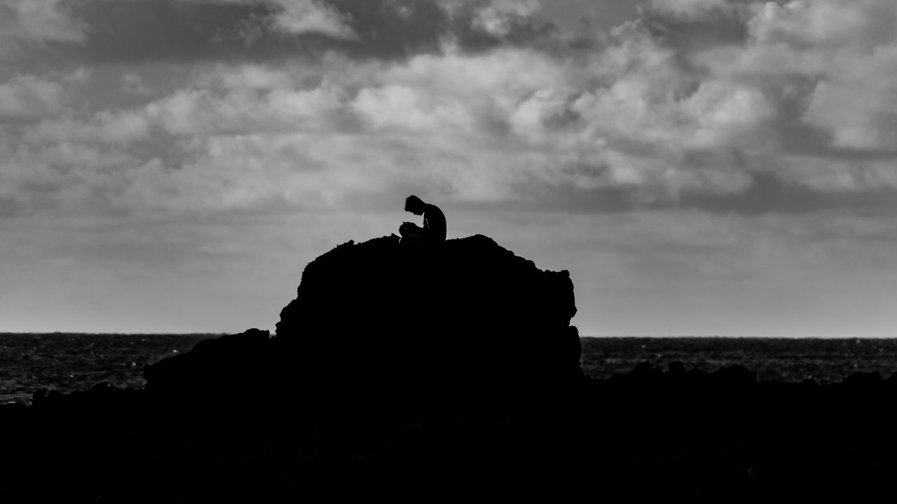 Wallpaper silhouette, dark, alone, rock