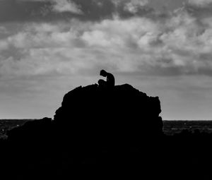 Preview wallpaper silhouette, dark, alone, rock