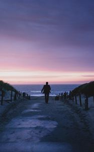 Preview wallpaper silhouette, dark, dusk, path, coast