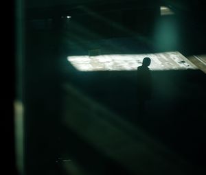 Preview wallpaper silhouette, dark, street, night