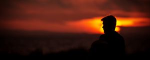 Preview wallpaper silhouette, dark, sunset, twilight, loneliness