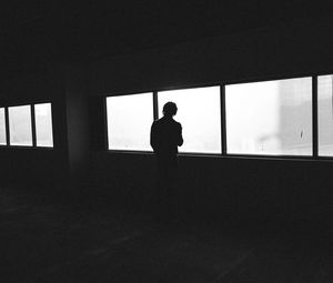Preview wallpaper silhouette, dark, window, bw