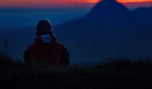 Preview wallpaper silhouette, evening, loneliness, nature, horizon, blur