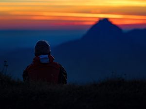 Preview wallpaper silhouette, evening, loneliness, nature, horizon, blur