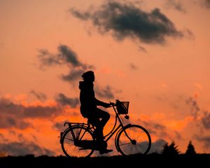 Preview wallpaper silhouette, fitness, cyclist, sky