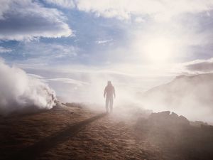 Preview wallpaper silhouette, fog, clouds, sunlight, lonely
