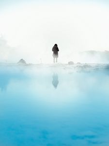 Preview wallpaper silhouette, fog, loneliness, snow, lake