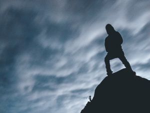 Preview wallpaper silhouette, hill, dark, shape, twilight