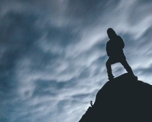 Preview wallpaper silhouette, hill, dark, shape, twilight
