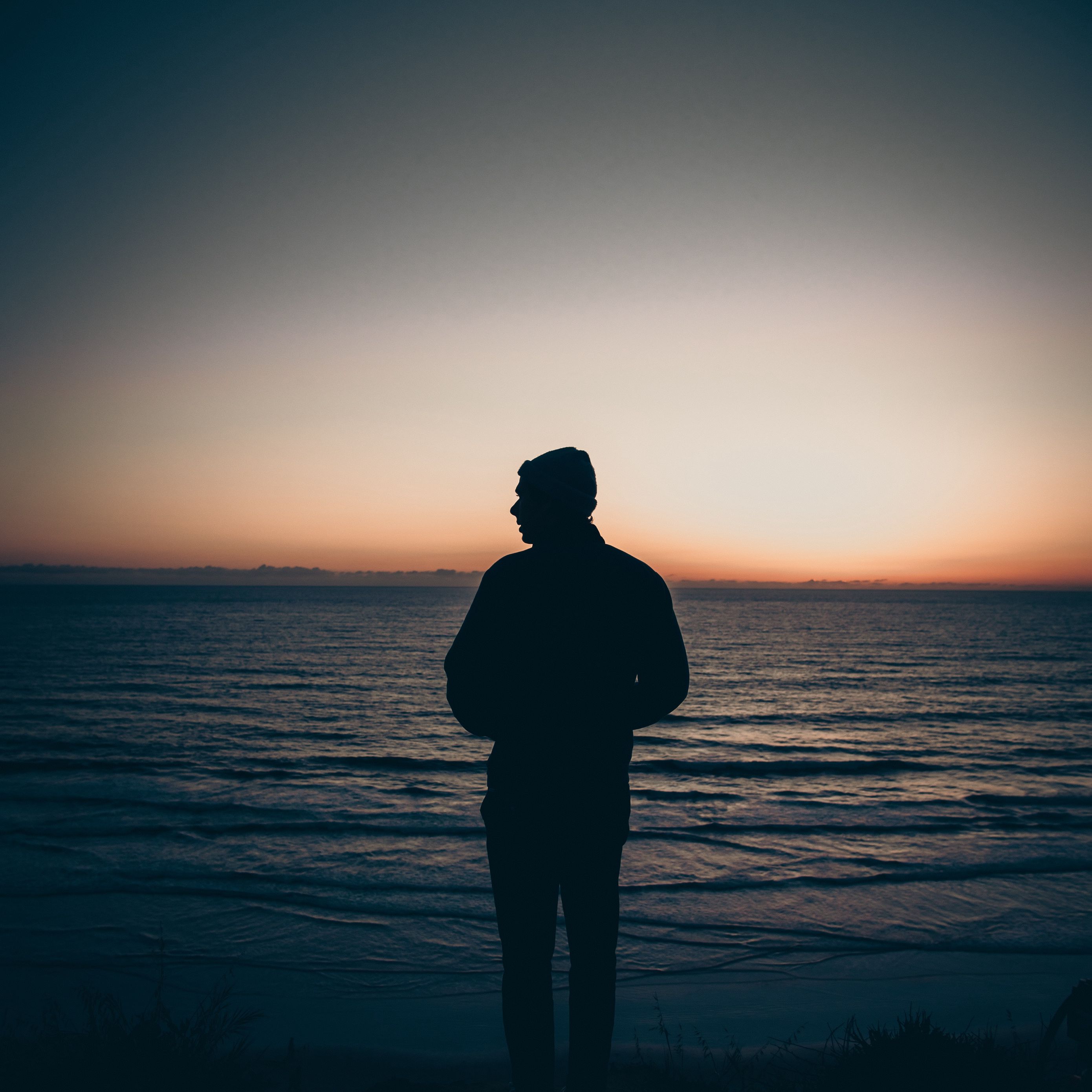 Download wallpaper 2780x2780 silhouette, loneliness, horizon, sunset ...