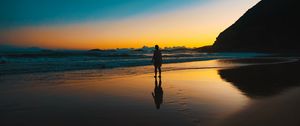 Preview wallpaper silhouette, loneliness, lonely, beach, sunset