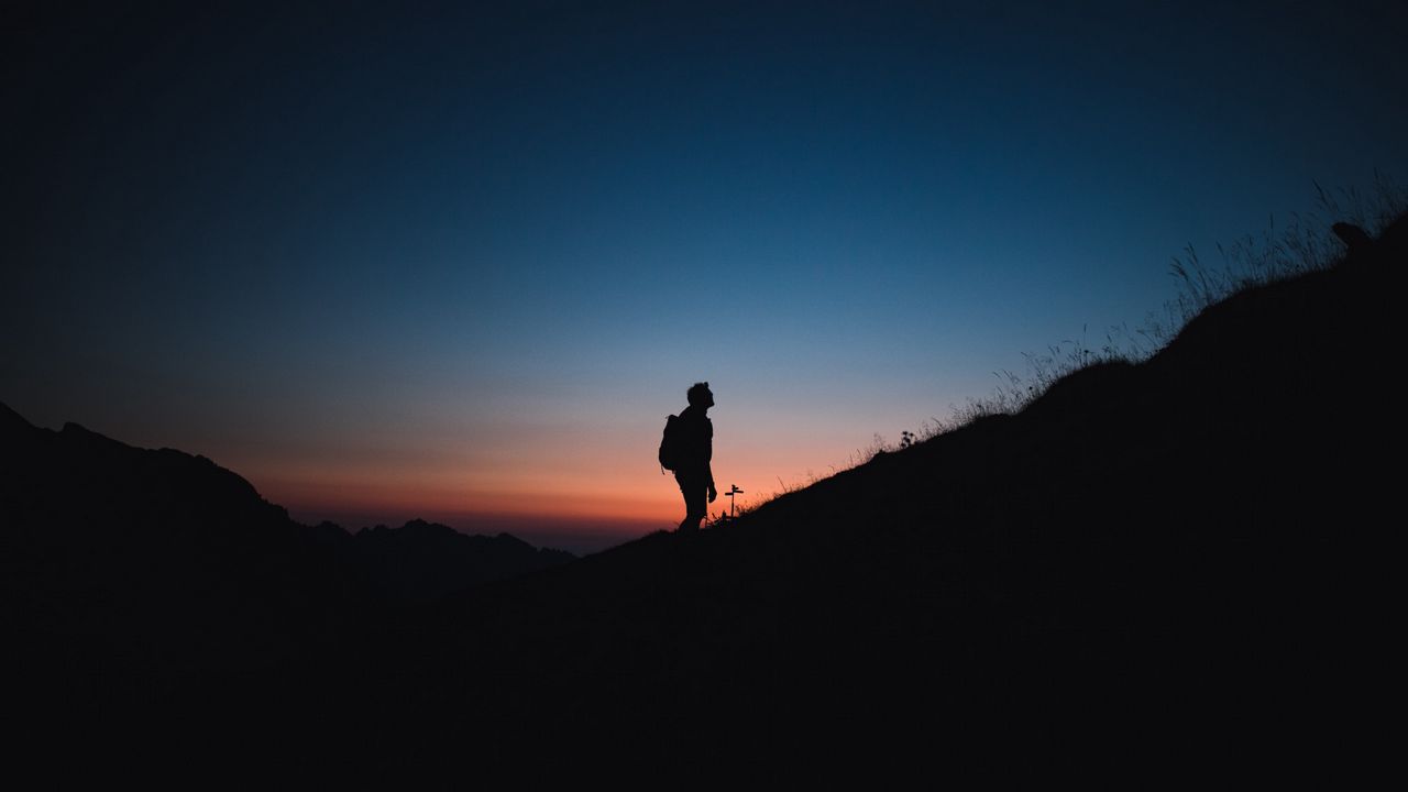 Wallpaper silhouette, lonely, mountain, night, travel