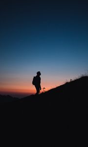 Preview wallpaper silhouette, lonely, mountain, night, travel