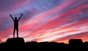 Preview wallpaper silhouette, man, hill, sunset